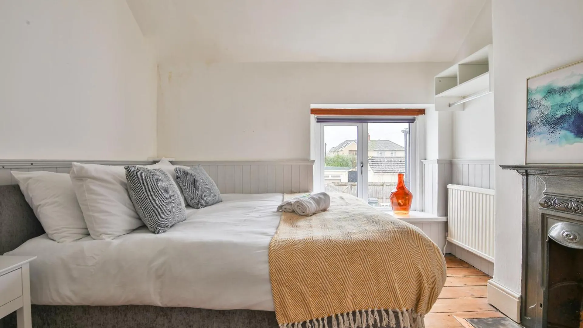 Stayright Homely 3 Bedroom House In Vibrant Whitchurch Cardiff Holiday home